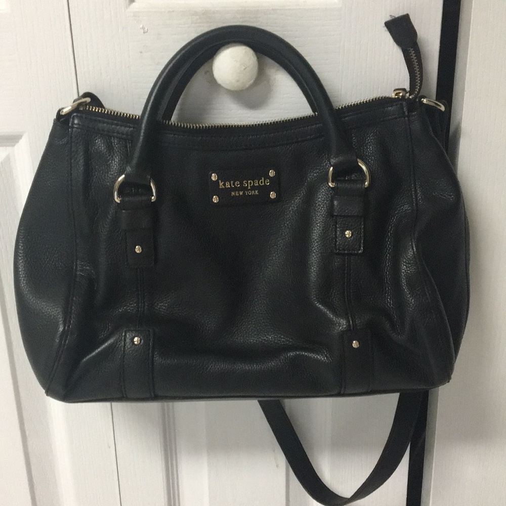 Kate Spade Black classic purse in mint condition